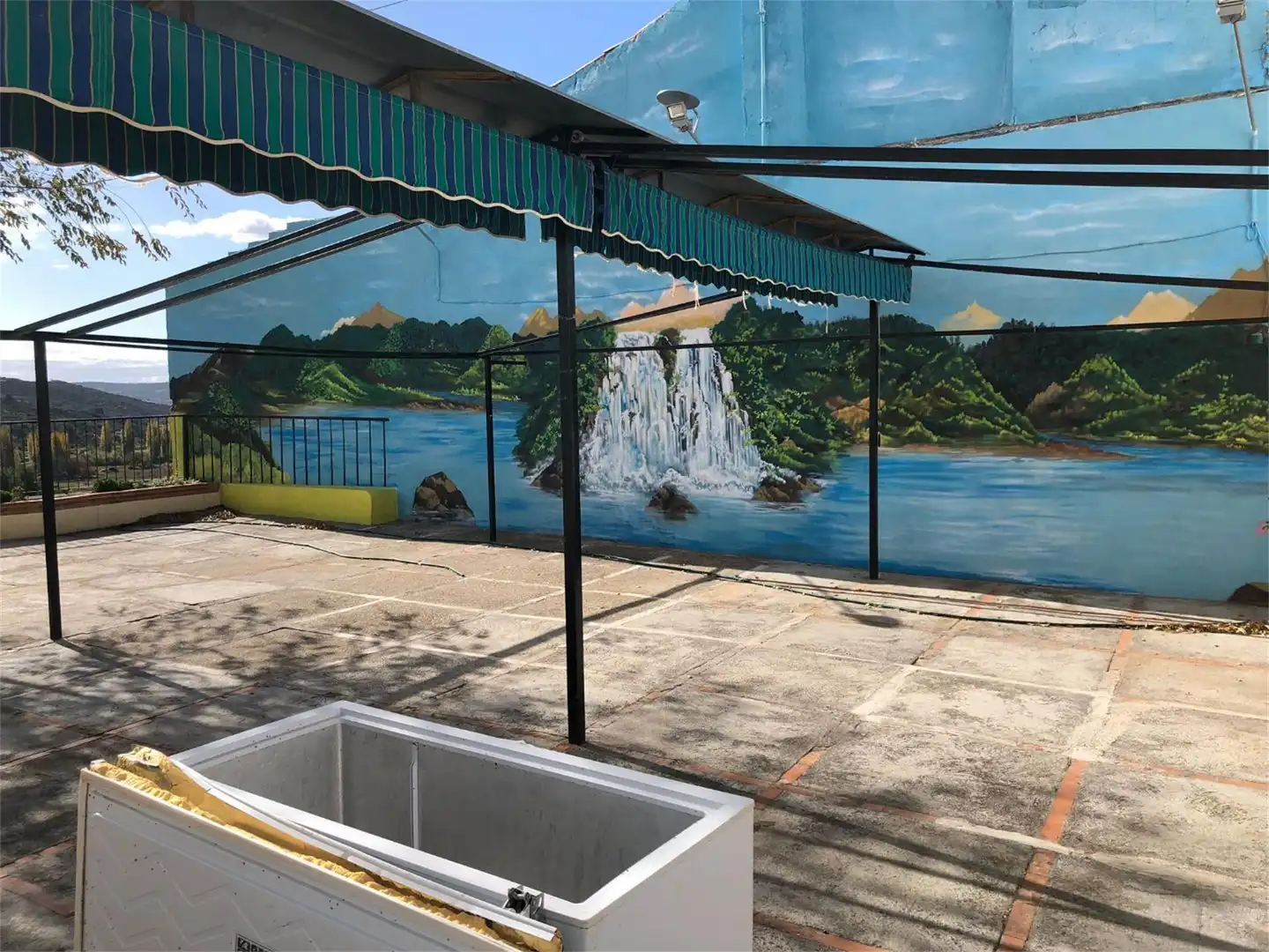 Vista exterior de Local en venta en Orusco de Tajuña con Aire acondicionado y Calefacción