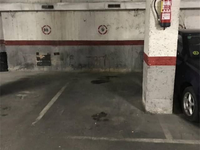 Garaje en Alquiler en Avinguda de Vallcarca, 34 en Vallcarca i els Penitents