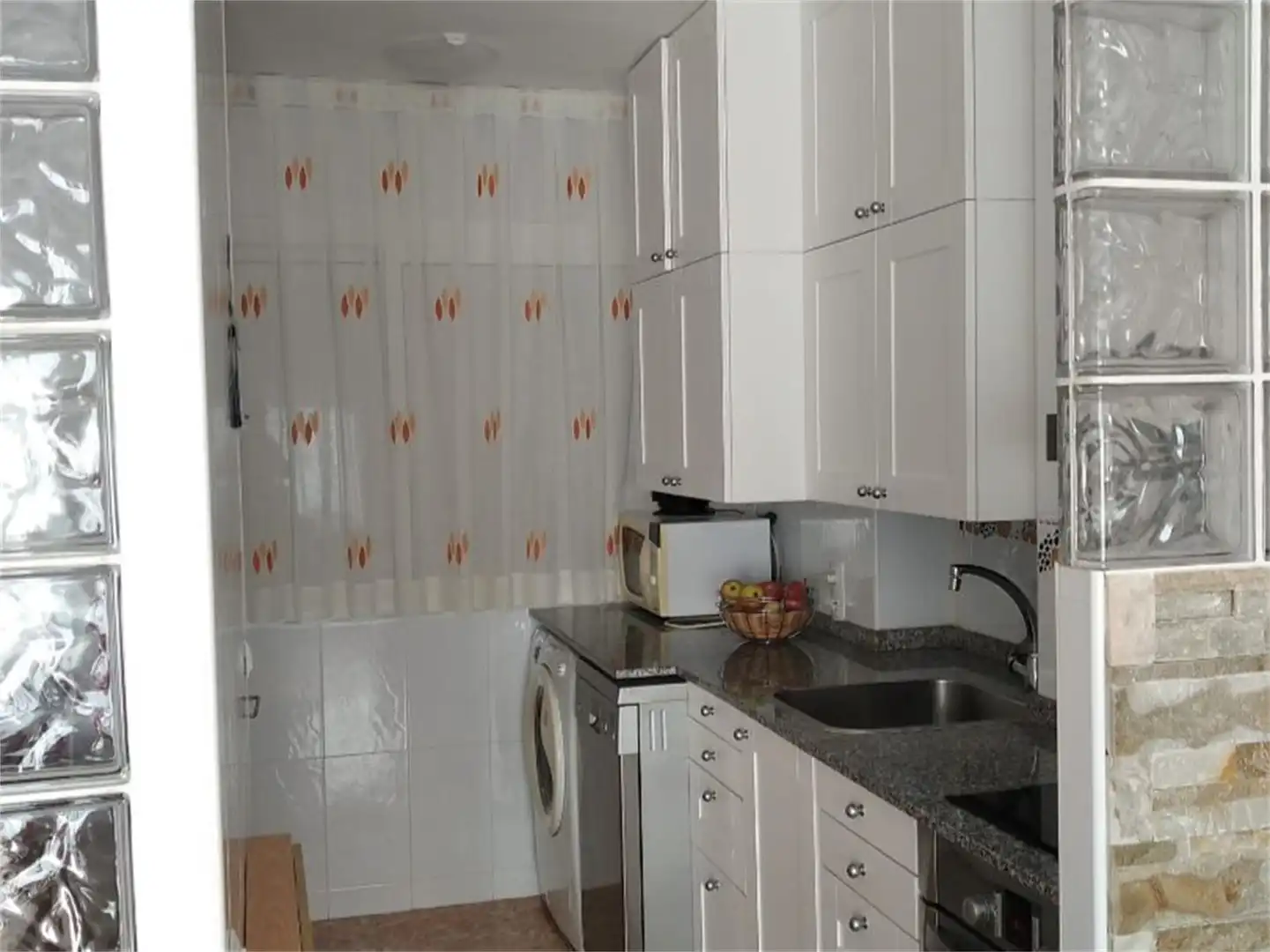 Küche von Wohnung zum Verkauf in Tortosa mit Klimaanlage und Terrasse