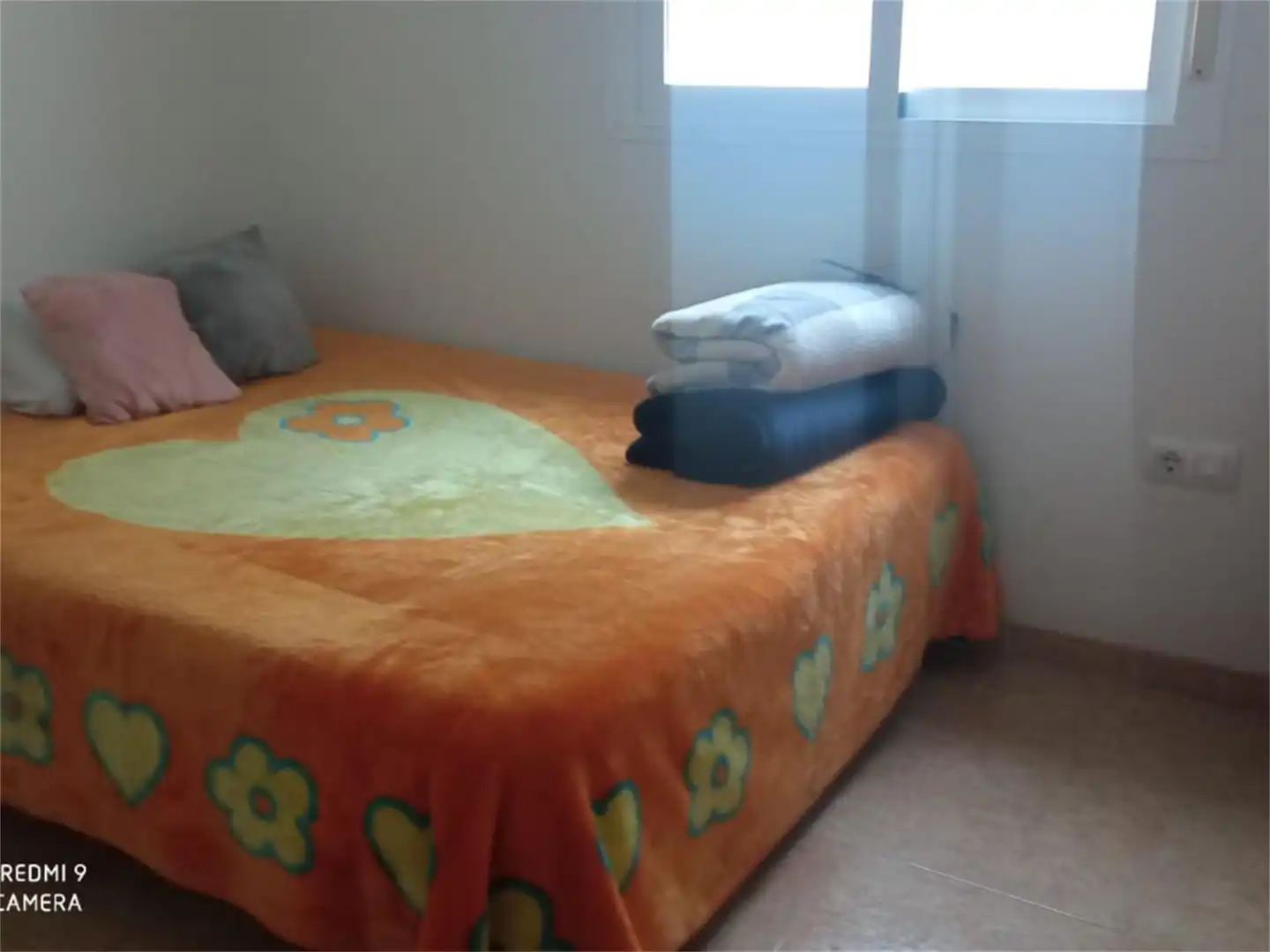 Piso en venta en Calle Úbeda, 10, Santa María del Águila Habitación de Piso en venta en El Ejido con Terraza, Trastero y Horno