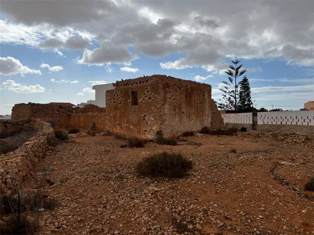Terreno en Venta en Calle Campeche en Antigua pueblo