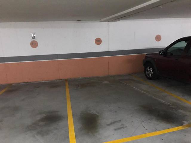 Garaje en Venta en Rúa de Tarragona en O Castro