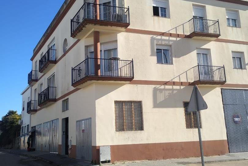 Foto 1 de Piso en venta en Calle Joaquín Lanchazo, 2, Barcarrota, Badajoz