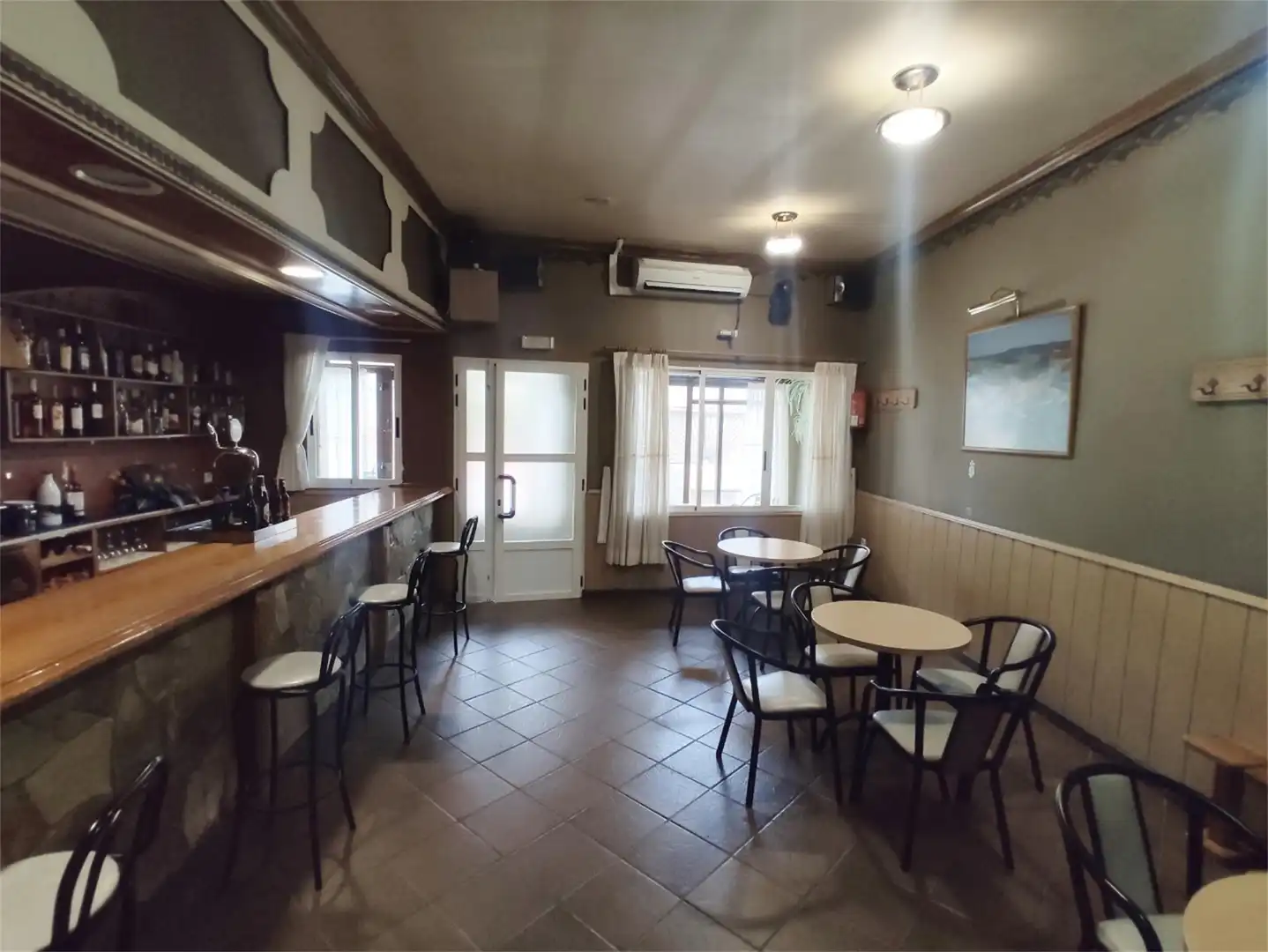 Local en venta en Avenida Dieciocho Julio Travesía Primera, 947, Serradilla del Llano Local en venta en Serradilla del Llano con Aire acondicionado y Calefacción
