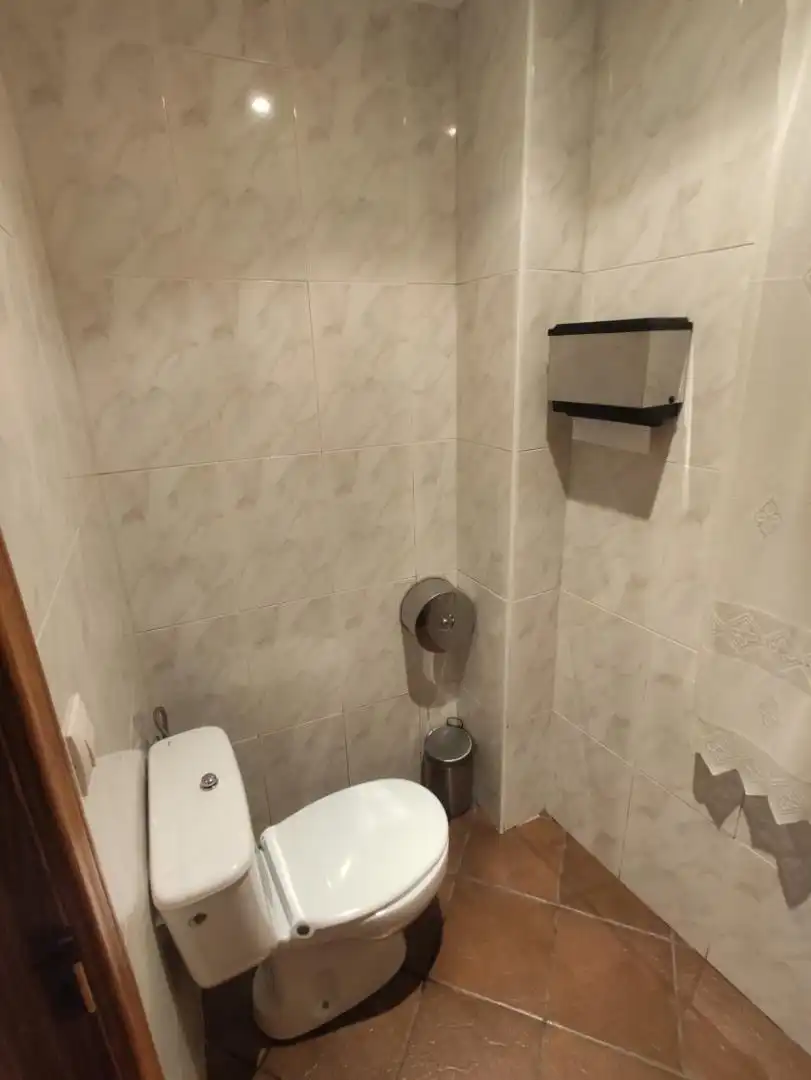 Local en venta en Avenida Dieciocho Julio Travesía Primera, 947, Serradilla del Llano Baño de Local en venta en Serradilla del Llano con Aire acondicionado y Calefacción