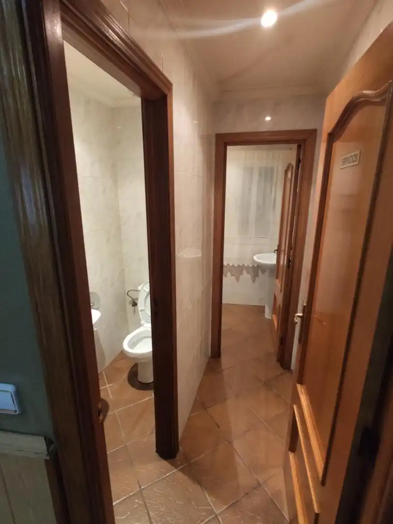 Local en venta en Avenida Dieciocho Julio Travesía Primera, 947, Serradilla del Llano Baño de Local en venta en Serradilla del Llano con Aire acondicionado y Calefacción