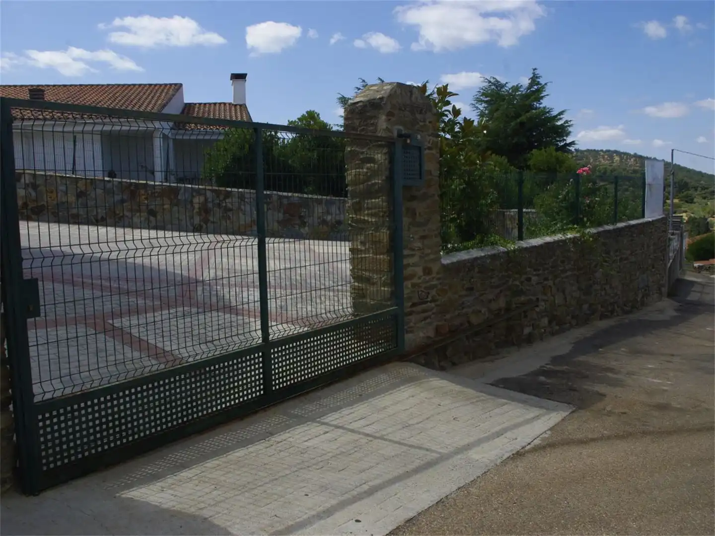 Urbanizable en venta en Calle Santa Ana, Garciaz Parking de Urbanizable en venta en Garciaz
