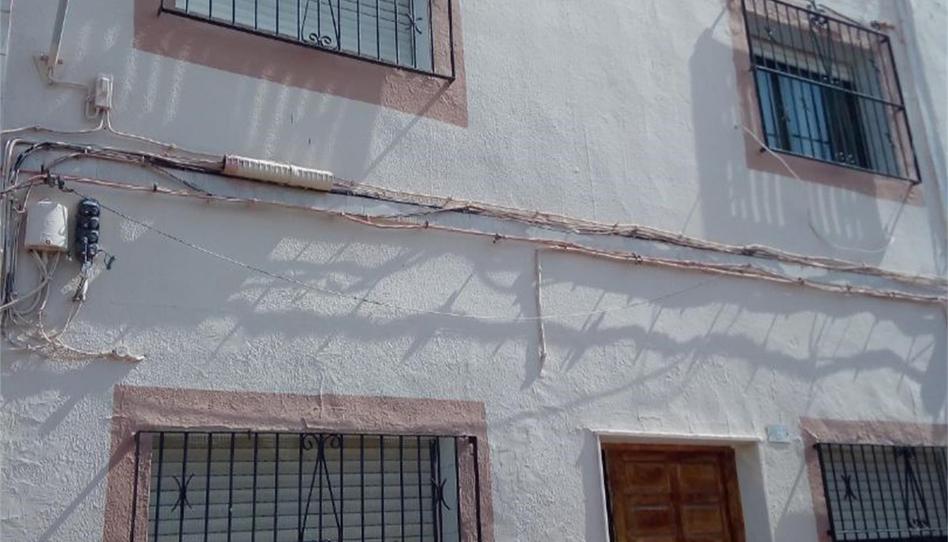 Casa adosada en venta en Calle Luis Cernuda, Centro, Melilla Capital - imagen 1 Foto 1 de Casa adosada en venta en Calle Luis Cernuda, Centro, Melilla Capital