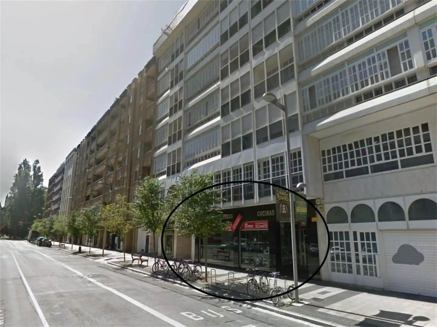 Local de alquiler en Calle Adriano VI, 11, Lovaina Vista exterior de Local de alquiler en Vitoria - Gasteiz con Aire acondicionado y Calefacción