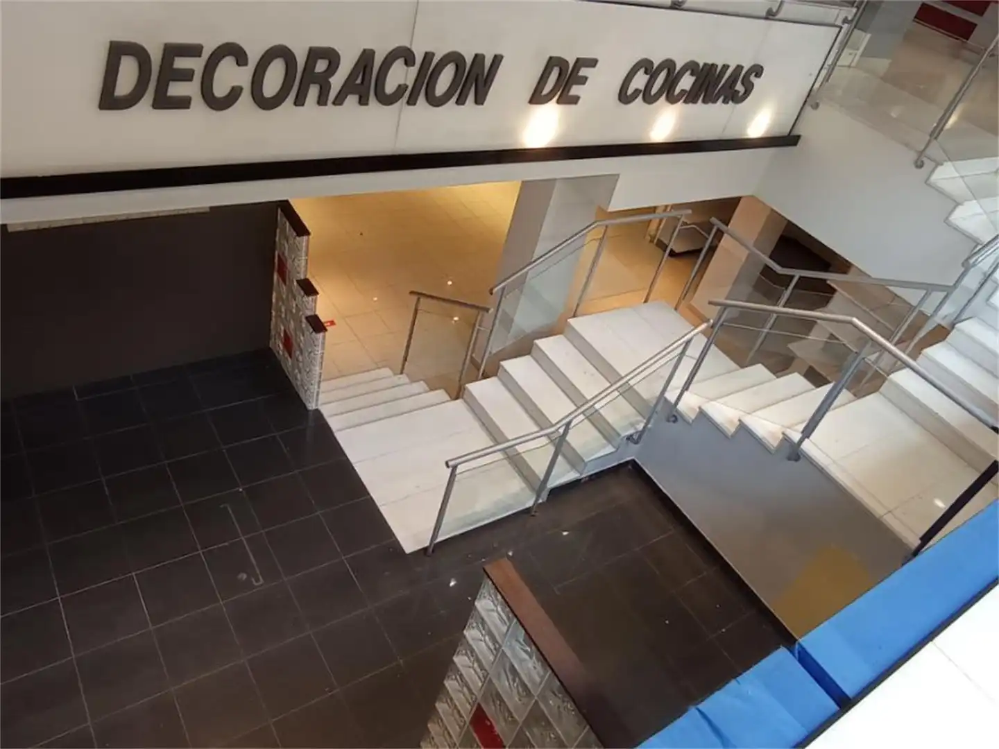 Local de alquiler en Calle Adriano VI, 11, Lovaina Local de alquiler en Vitoria - Gasteiz con Aire acondicionado y Calefacción
