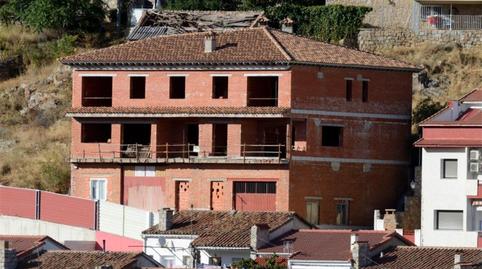 Foto 2 de Casa adosada en venta en Calle del Puente, El Hoyo de Pinares , Ávila