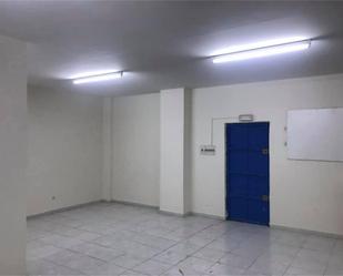 Premises to rent in Avenida de A Coruña, 184, Paradai