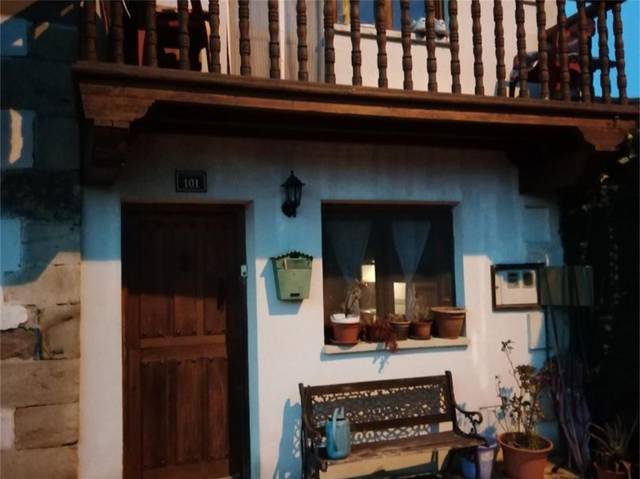 Casa adosada en Venta en Poblado Sopeña de Cabuérn
