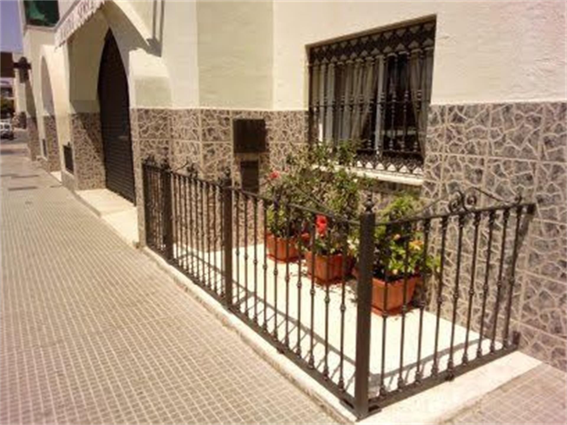 Exterior view of Premises to rent in Punta Umbría  with Furnished