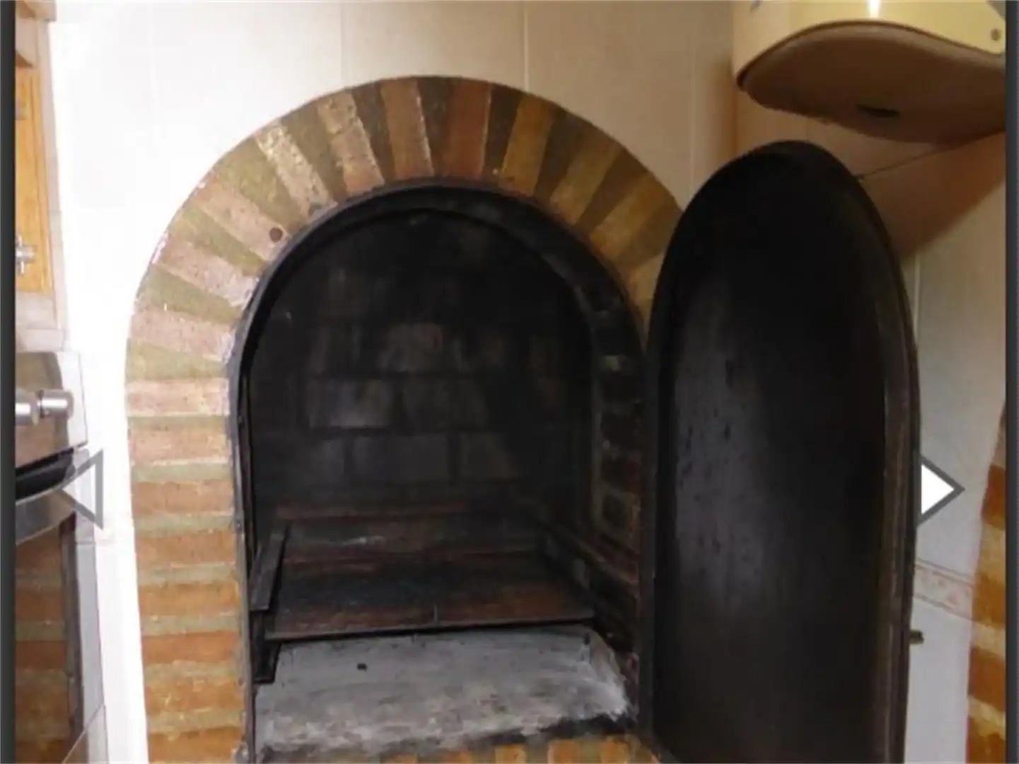 Casa adosada en venda a Carrer Les Roques, 16, Avinyonet del Penedès Casa adosada en venda en Avinyonet del Penedès amb Calefacció, Terrassa i Moblat