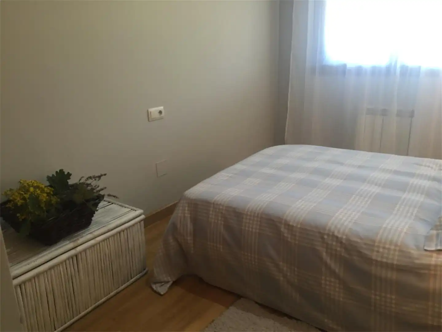 Planta baja en venta en El Cueto, Valverde de la Virgen Habitación de Planta baja en venta en Valverde de la Virgen con Calefacción, Jardín privado y Parquet