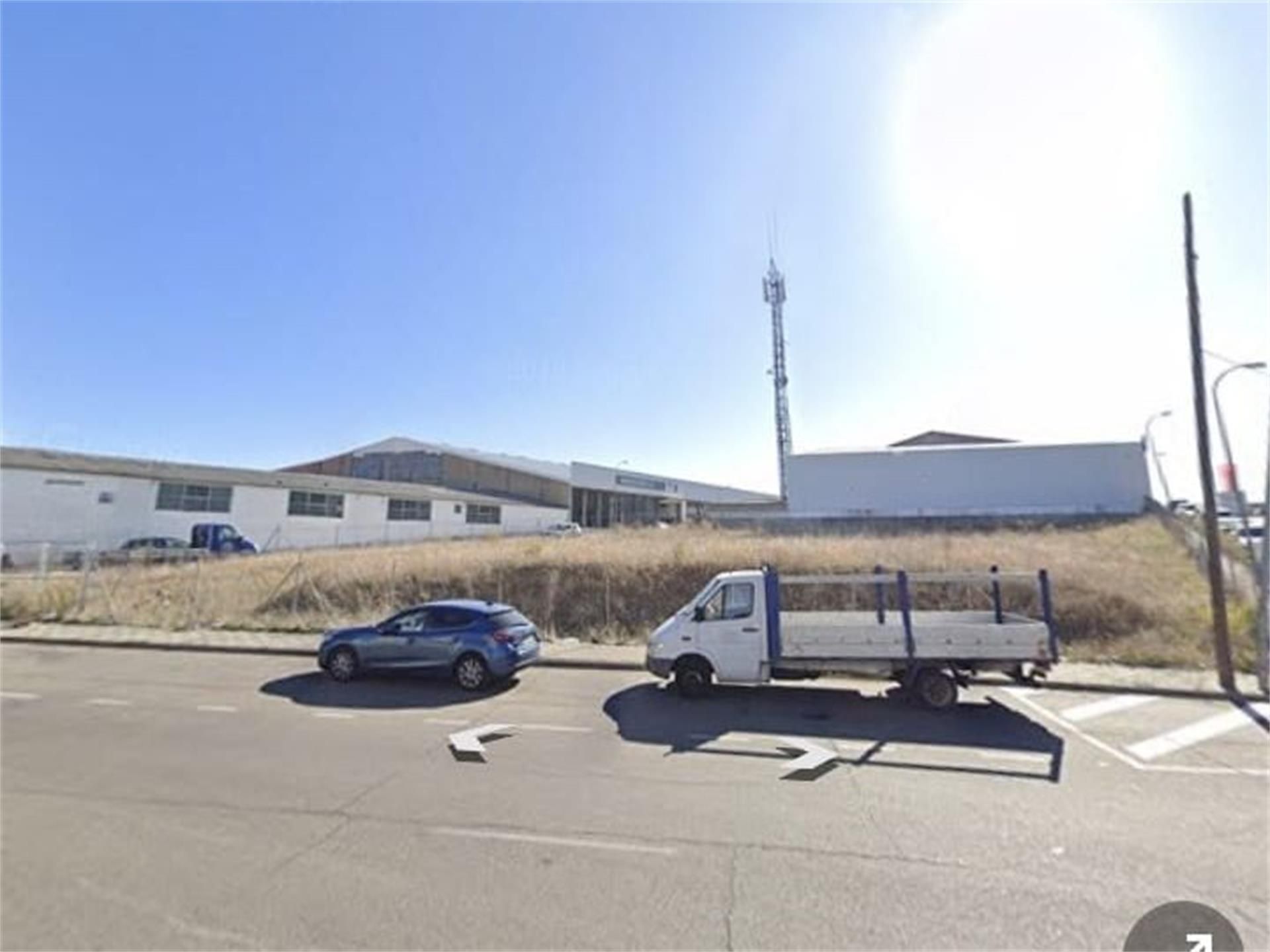 Exterior view of Industrial land for sale in Villares de la Reina