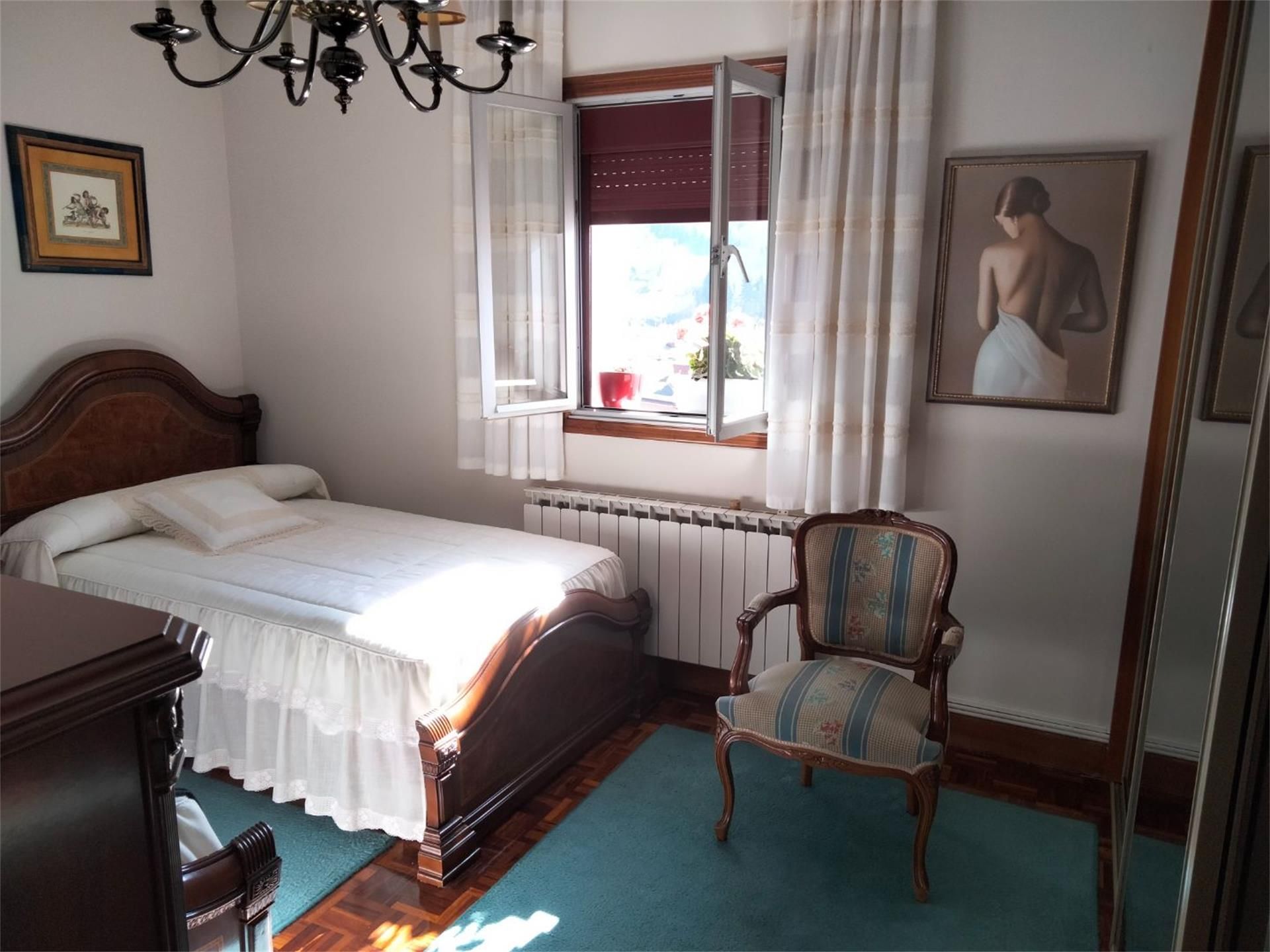 Bedroom of Flat for sale in Legazpi  with Balcony