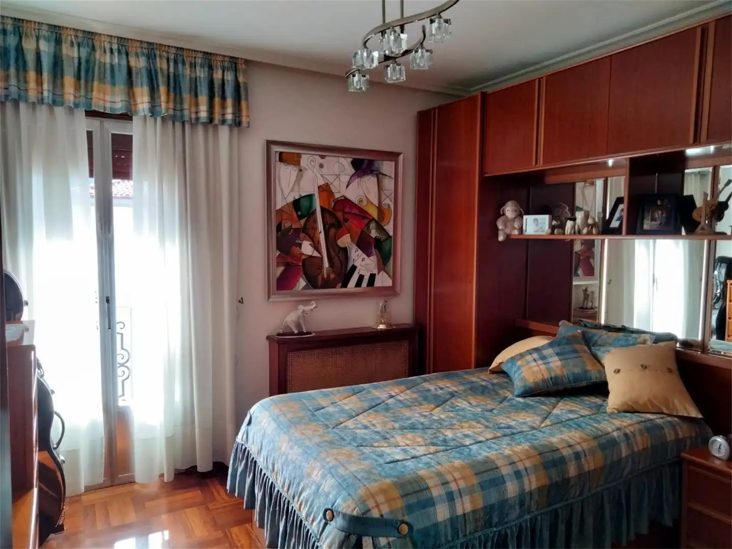 Wohnung zum Verkauf in Barrio San Ignacio, 19, Legazpi Schlafzimmer von Wohnung zum Verkauf in Legazpi mit Balkon