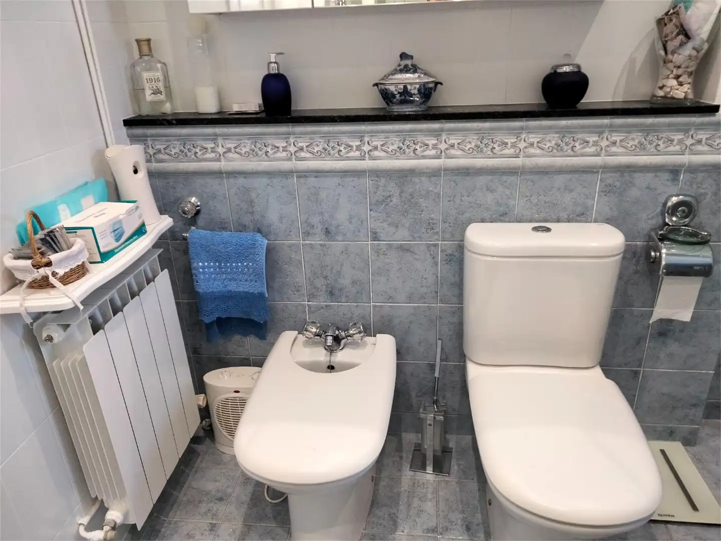 Wohnung zum Verkauf in Barrio San Ignacio, 19, Legazpi Badezimmer von Wohnung zum Verkauf in Legazpi mit Balkon