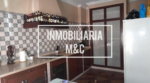 Foto 2 de Casa adosada en venda a Calle Perdiz, Salesianos, Sevilla