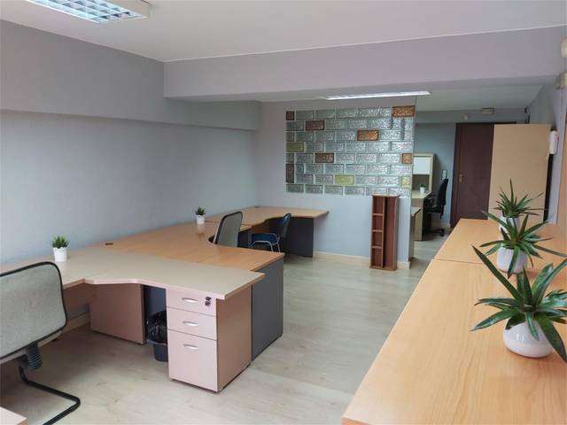 Oficina en Alquiler en Calle Doctor J. Aznar Molina en La Magdalena