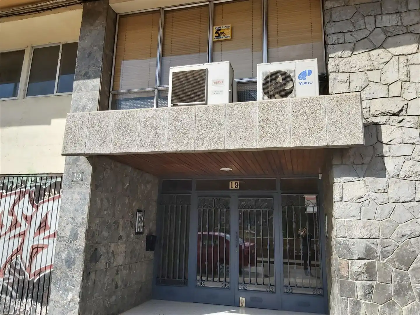 Oficina de alquiler en Calle Doctor J. Aznar Molina, La Magdalena Vista exterior de Oficina de alquiler en Zaragoza