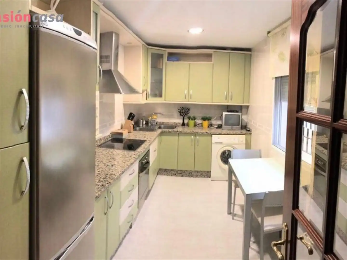 Casa adosada en venta en Calle General Luis Fernández Córdoba, Guadalcázar Cocina de Casa adosada en venta en Guadalcázar con Aire acondicionado, Calefacción y Trastero