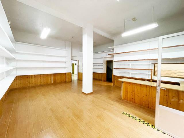 Local comercial en Alquiler en Calle Pablo Iglesias, 115 en Fraternidad