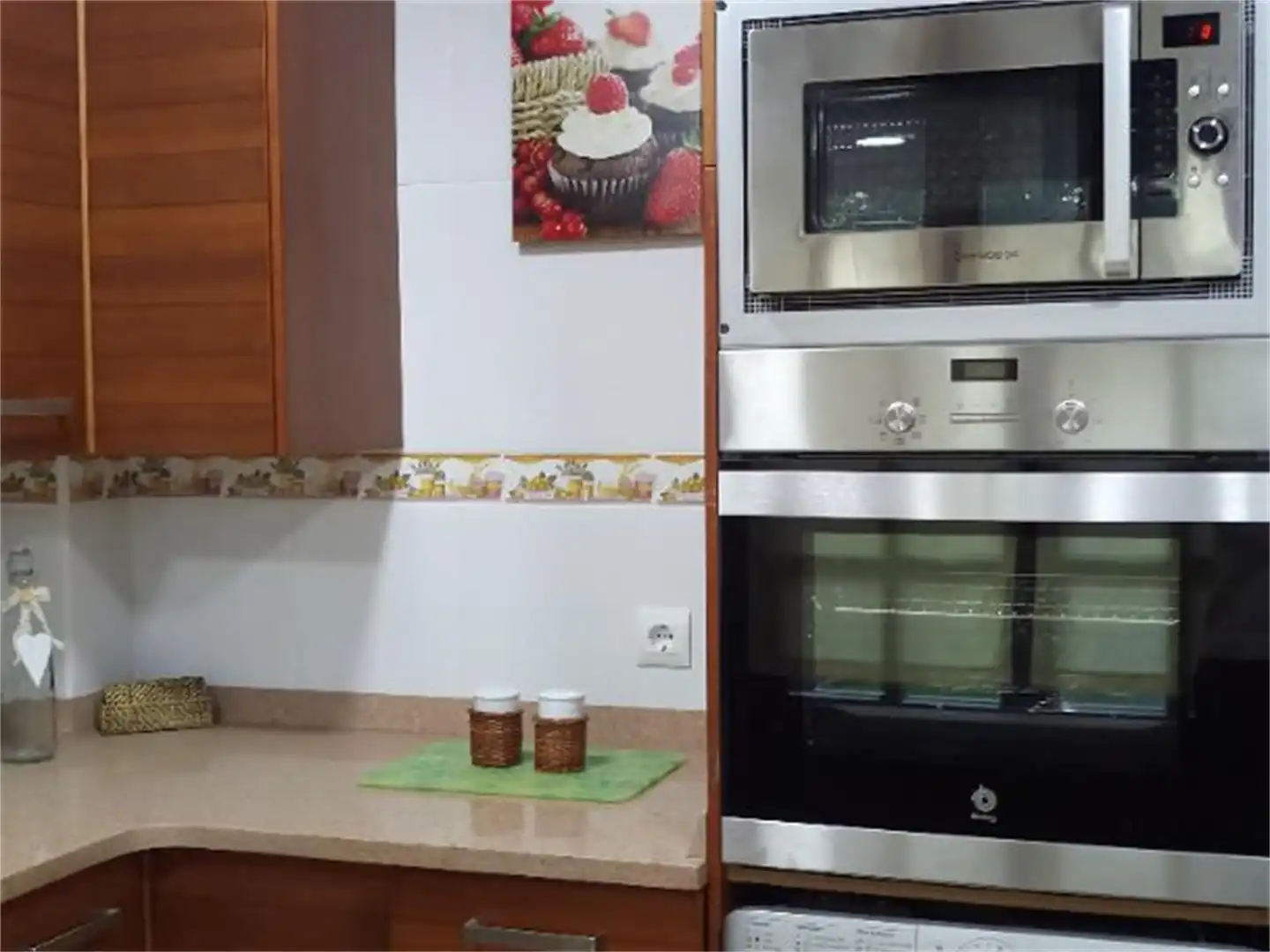 Houses for rent in Barrio el Carité, Hazas de Cesto Kitchen of Houses for rent in Hazas de Cesto with Terrace and Balcony