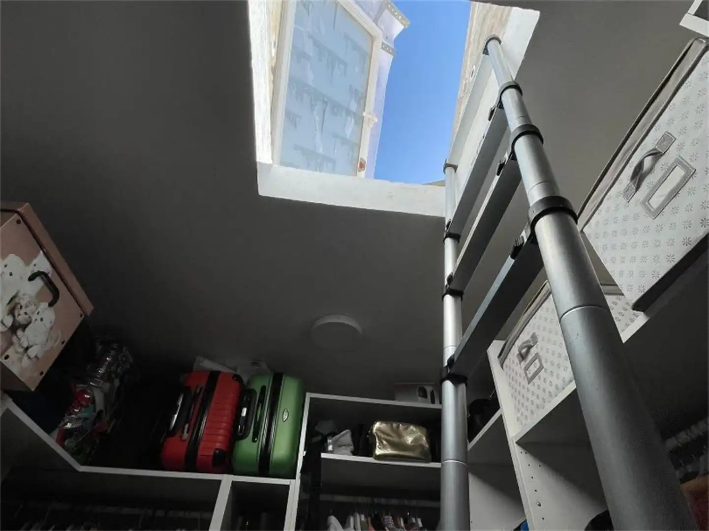 Balcony of Detached homes for sale in Algeciras  with Air Conditioner, Heating and Private garden