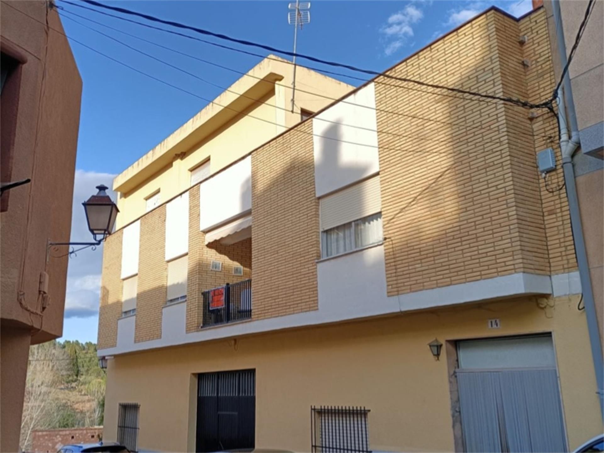 Vista exterior de Casa adosada en venda en Altura amb Calefacció, Jardí privat i Terrassa