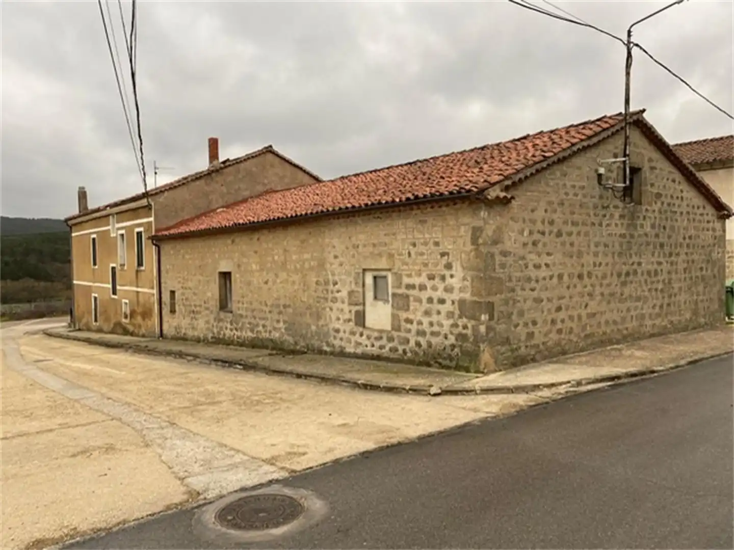 Casa o xalet en venda a Calle Real, Regumiel de la Sierra Vista exterior de Casa o xalet en venda en Regumiel de la Sierra
