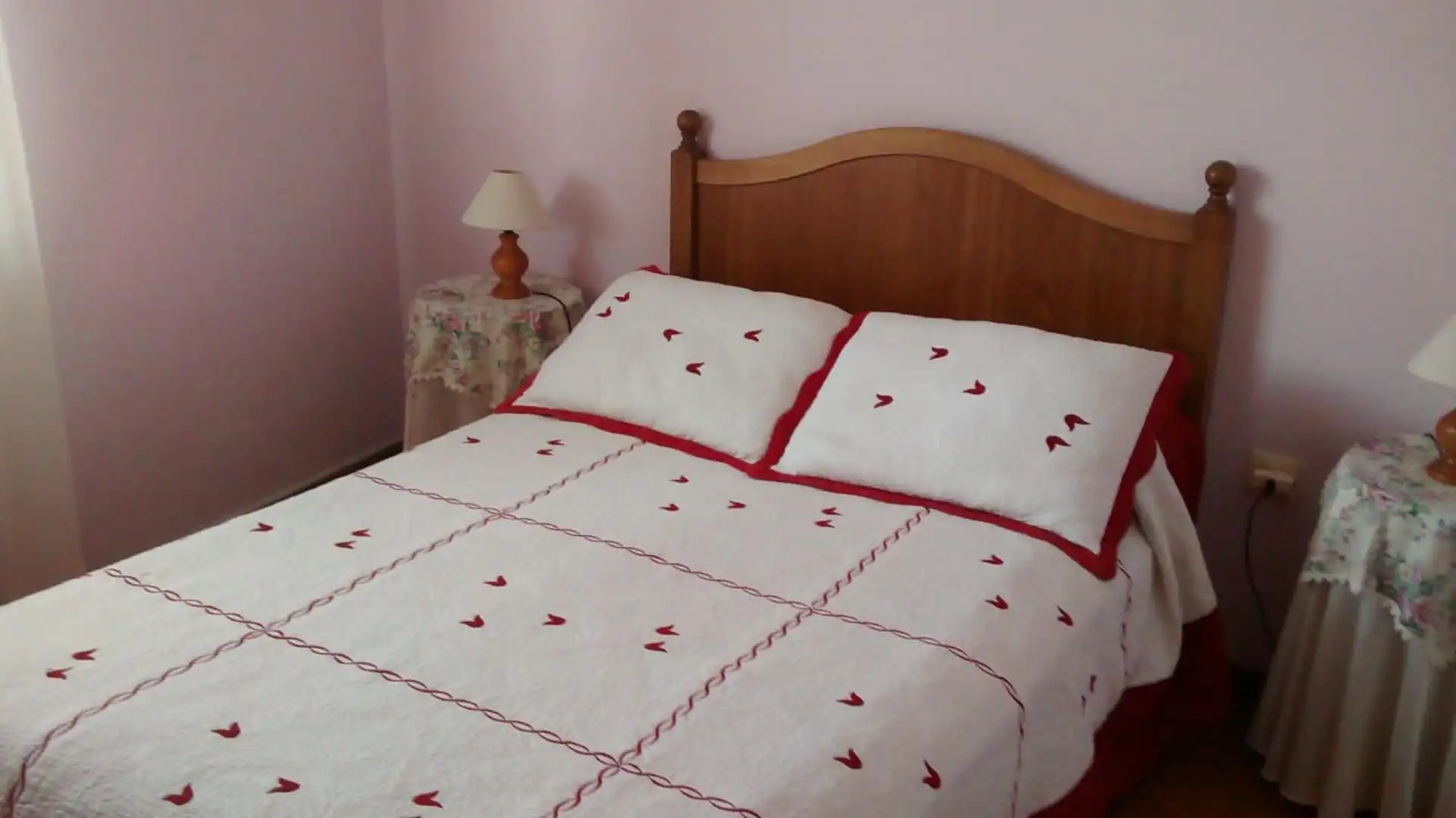 Habitación de Casa o chalet de alquiler en Cariño con Jardín privado, Parquet y Amueblado