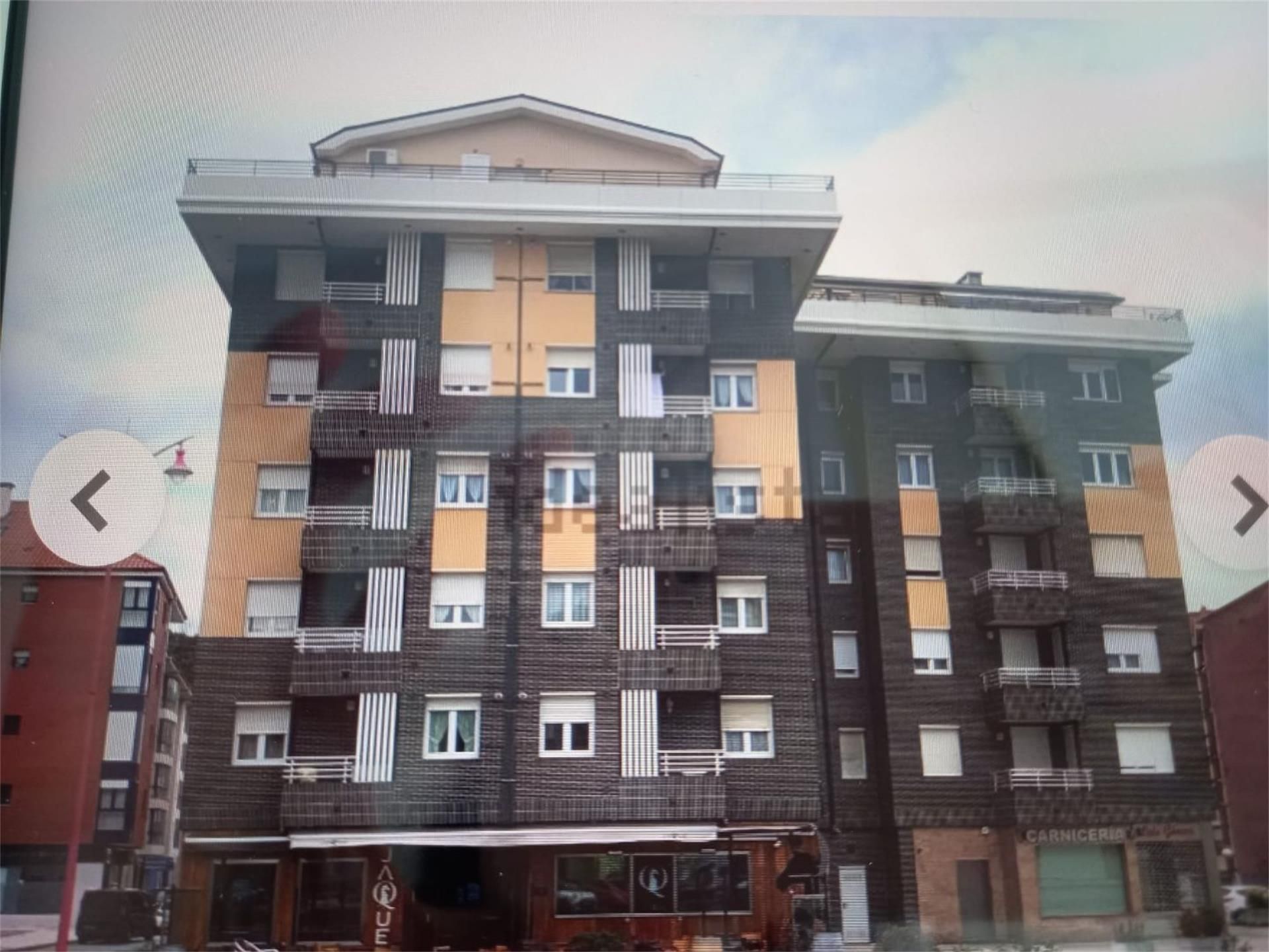 Exterior view of Garage for sale in Medio Cudeyo