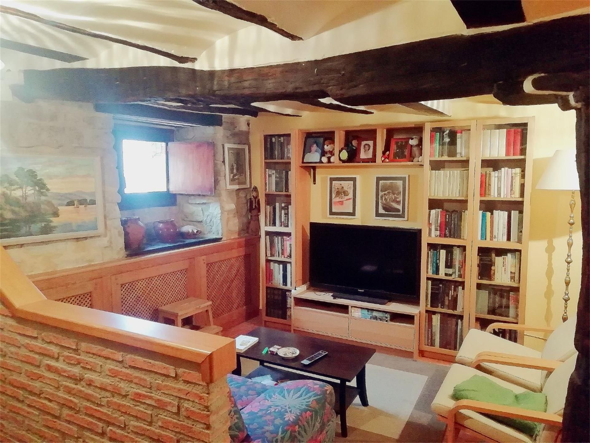 Living room of Single-family semi-detached for sale in Aras  with Heating, Parquet flooring and Terrace