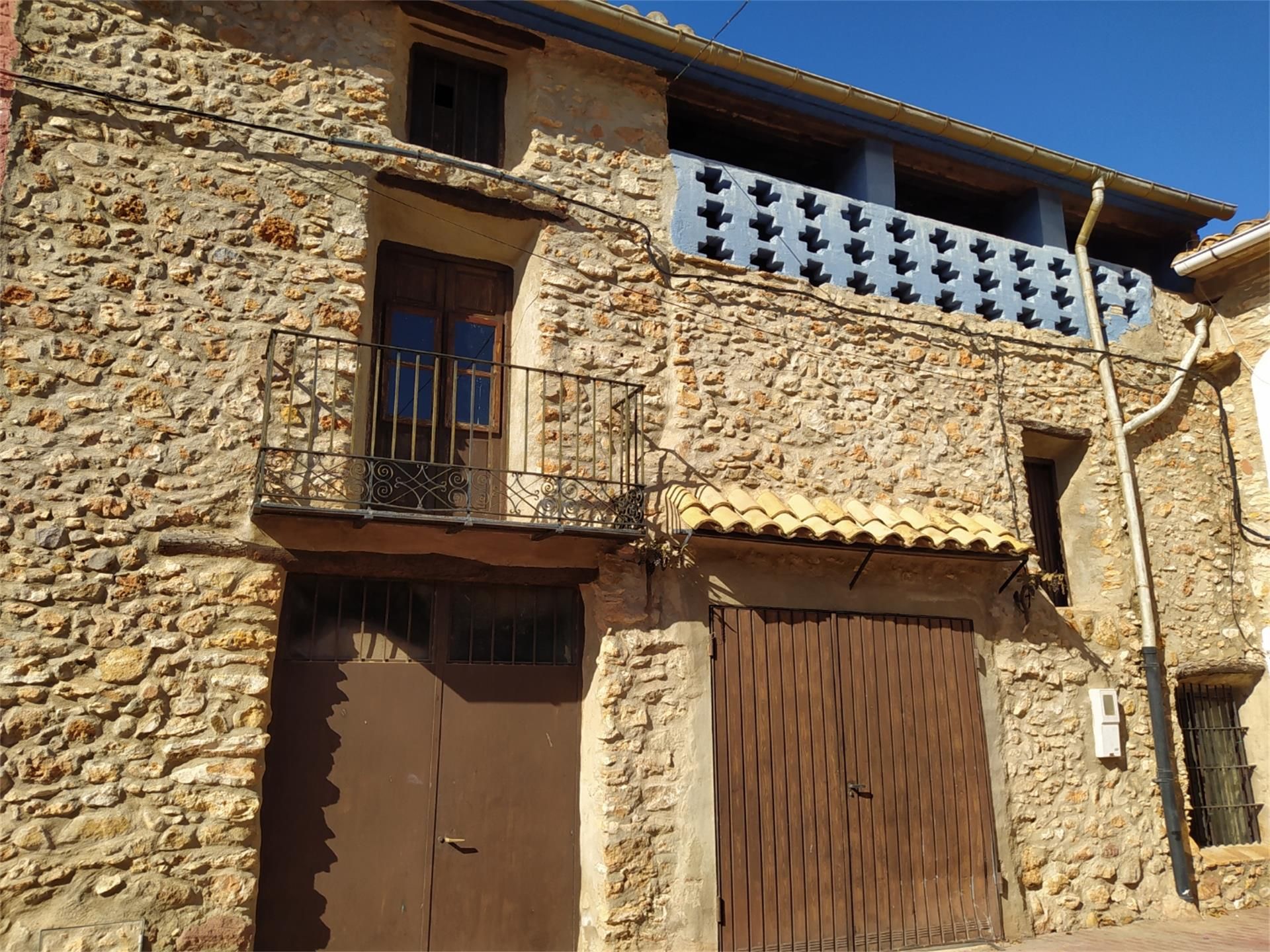 Vista exterior de Casa o xalet en venda en Sant Joan de Moró amb Terrassa i Balcó