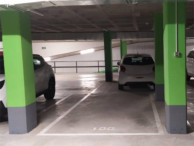 Garaje en Alquiler en Avenida de los Actores, 1 en Primera Fase - Nuevo Tres Cantos