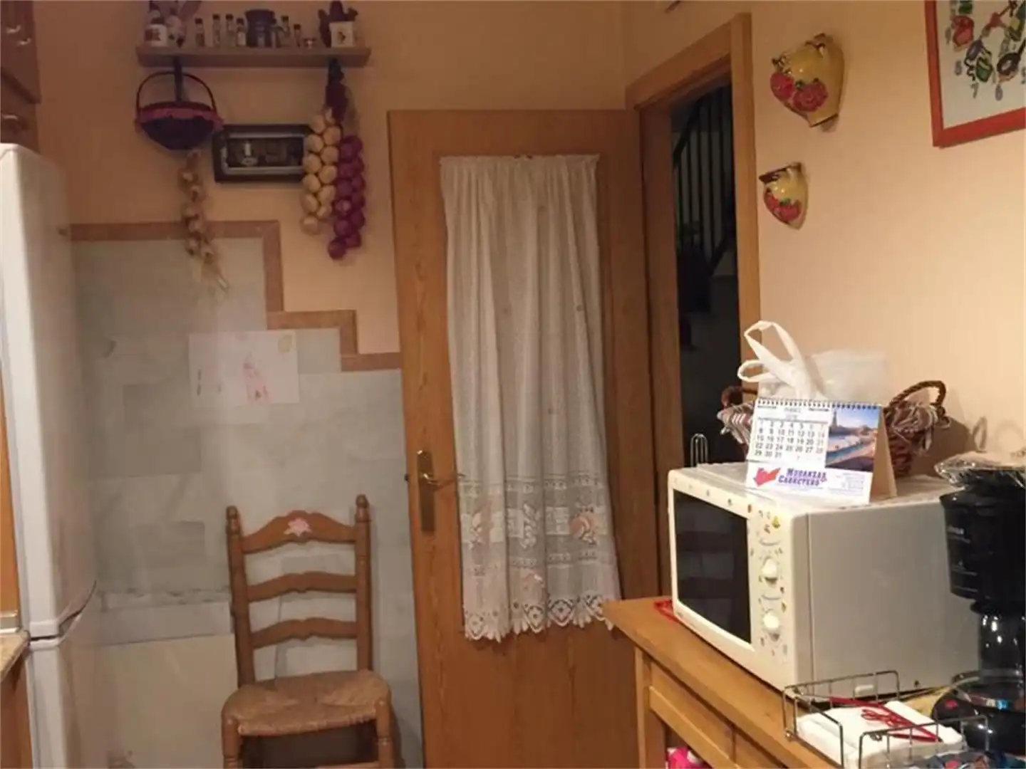 Küche von Einfamilien-Reihenhaus zum Verkauf in Calañas mit Klimaanlage, Terrasse und Abstellraum