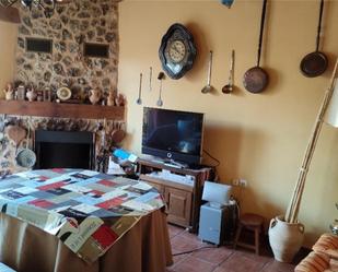 Living room of Single-family semi-detached for sale in Morales del Vino  with Air Conditioner