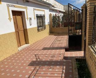 Exterior view of Single-family semi-detached for sale in La Puebla de los Infantes