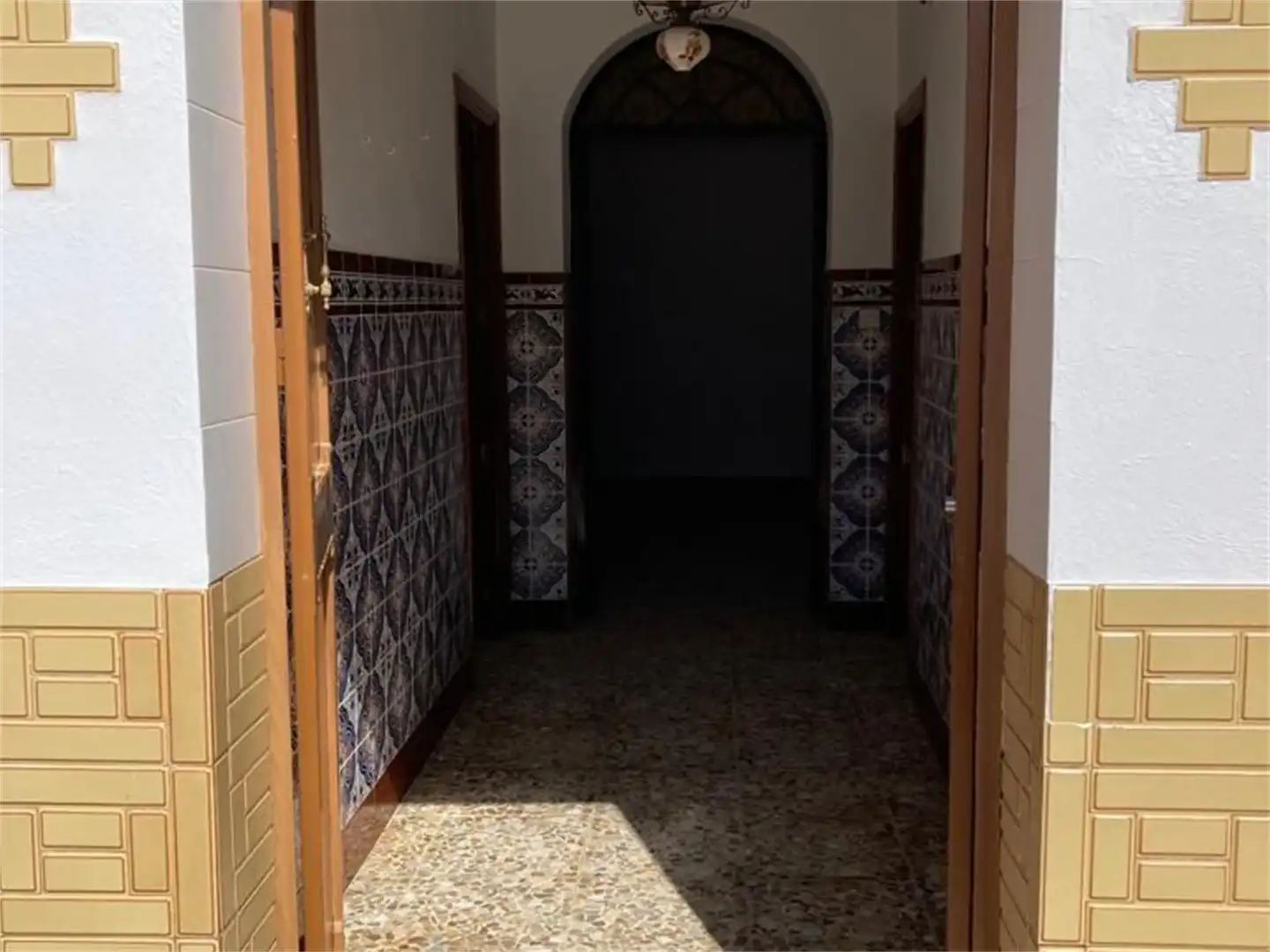 Casa adosada en venta en La Puebla de los Infantes