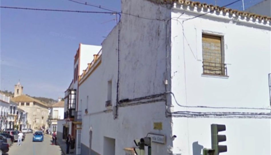 Casa o chalet en venta en Plaza Párroco Jesús González Ramos, 6, Bornos, Cádiz - imagen 1 Foto 1 de Casa o chalet en venta en Plaza Párroco Jesús González Ramos, 6, Bornos, Cádiz