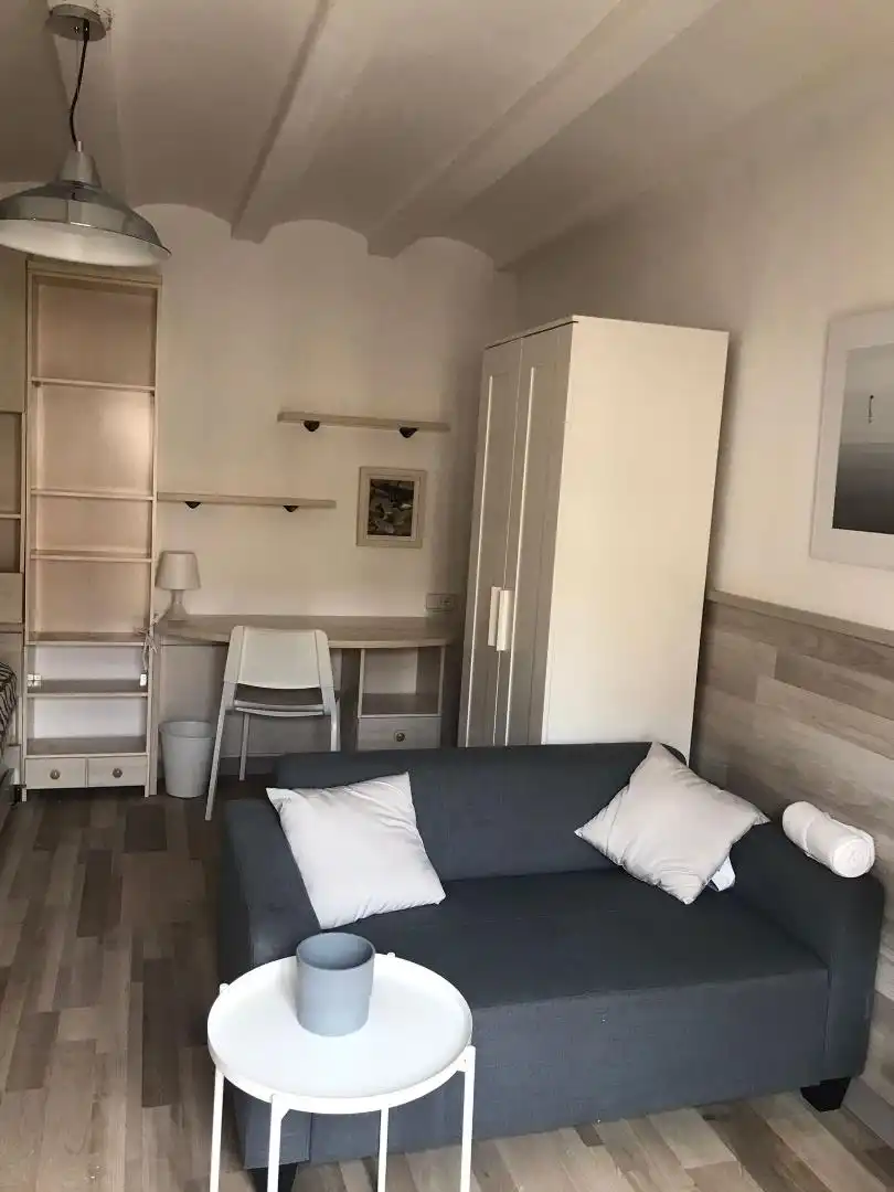 Room in Plaza de Dentro, 5, Centre - Zona Alta Room in Plaza de Dentro, 5, Centre - Zona Alta