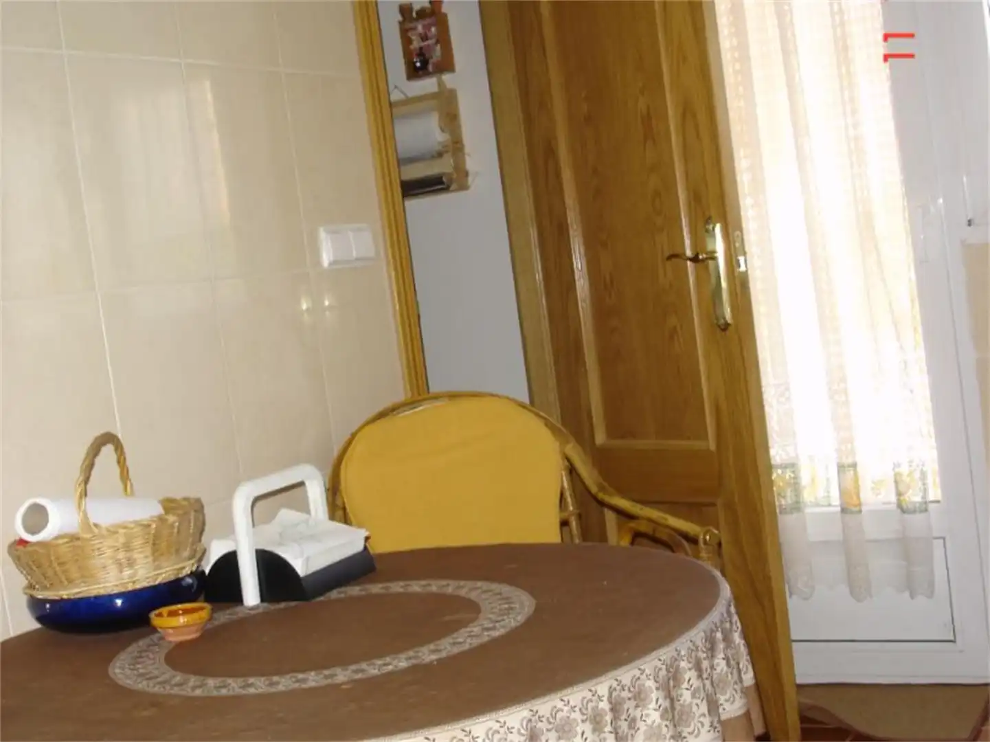 Habitación de Casa adosada en venta en Remondo con Calefacción, Jardín privado y Amueblado