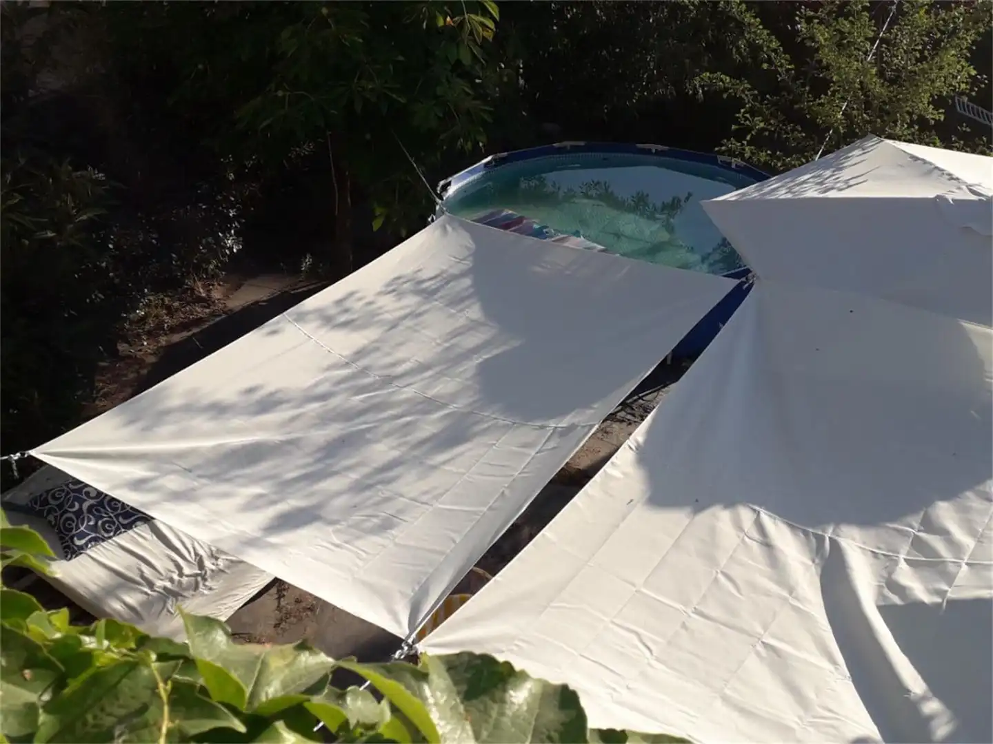 Piscina de Casa adosada en venta en Remondo con Calefacción, Jardín privado y Amueblado