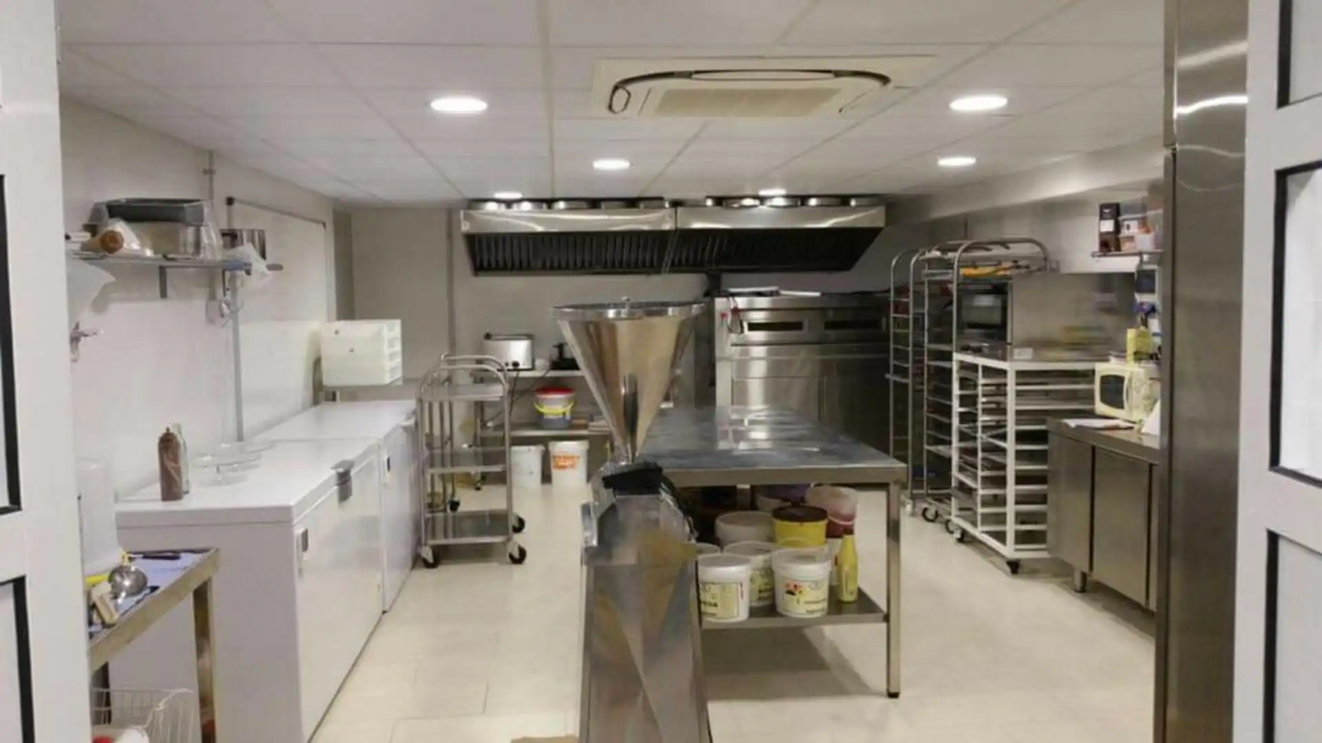 Kitchen of Commercial properties for rent in Tocina  with Air Conditioner and Heating