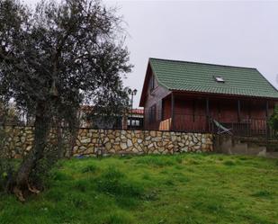 Vista exterior de Casa o xalet en venda en Alange amb Aire condicionat, Terrassa i Piscina