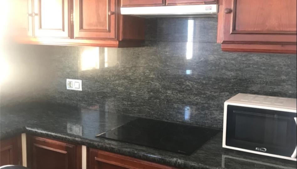 Photo 1 of Flat for sale in Calle Diego Sánchez de Badajoz, Azuaga, Badajoz