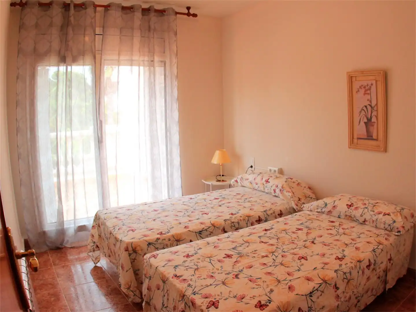 Casa o chalet en venta en Carrer Ginesta, L'Ametlla de Mar pueblo Habitación de Casa o chalet en venta en L'Ametlla de Mar con Terraza, Piscina y Balcón